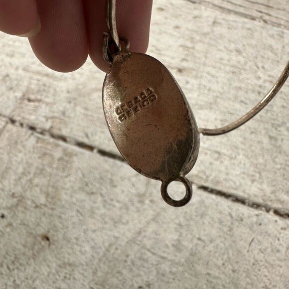 Vintage Mexican Alpaca Silver Pressed Flower Bangle Bracelet - Picture 7 of 8